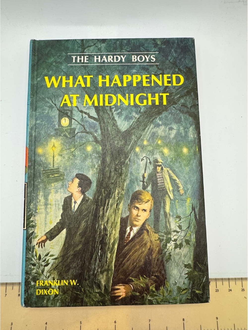 The Hardy Boys: What Happened at Midnight by Franklin W. Dixon - Vintage Mystery